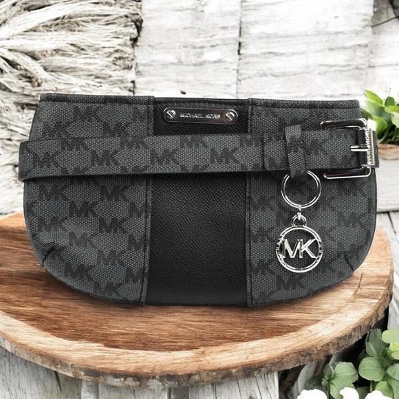 Michael Kors Adjustable Belt Bag Size: S/M NWOT - Picture 1 of 9